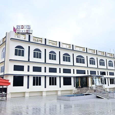Vedika Garden Hotel Āmbavna Exterior foto